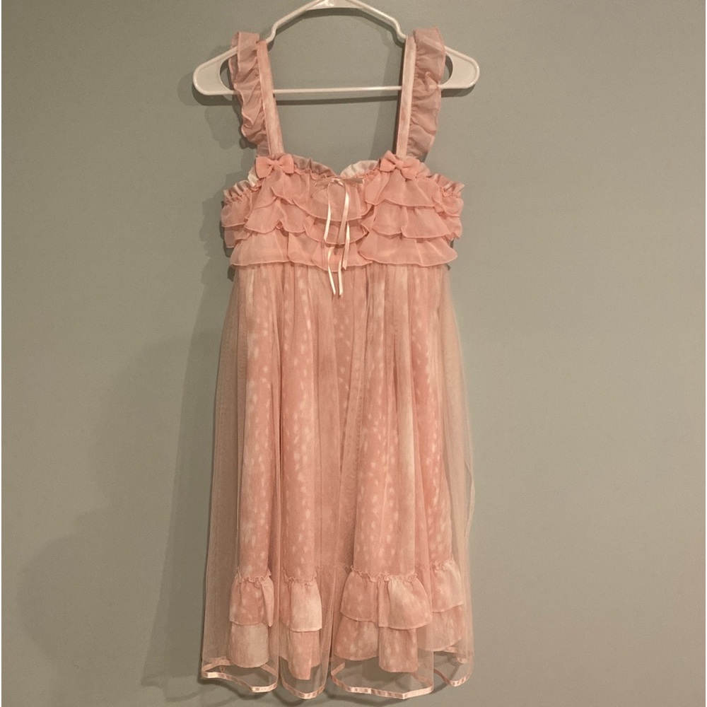 Emily Temple Cute NWOT
Pink colorway deer spot print dress